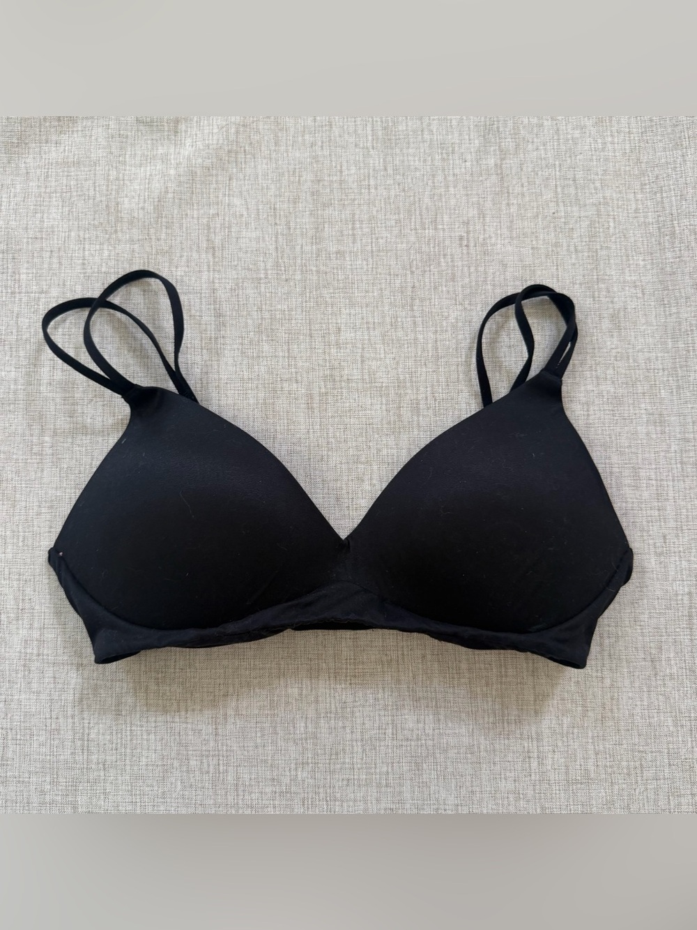 Aerie Real Sunnie Wireless Lightly Lined Bra 32C Black T shirt